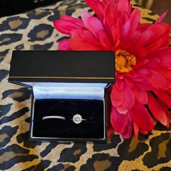 1.2 CT CZ WEDDING SET - Picture 1 of 4